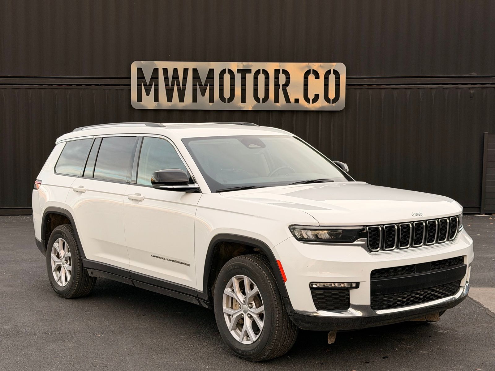 2022 Jeep Grand Cherokee L Limited's photo