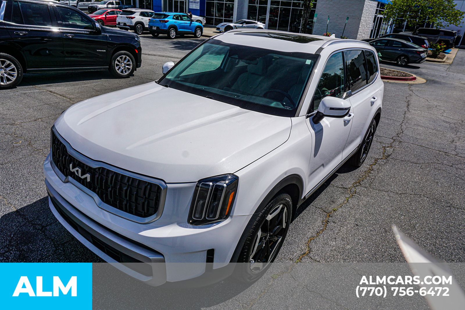 Used 2024 White Kia EX image 19
