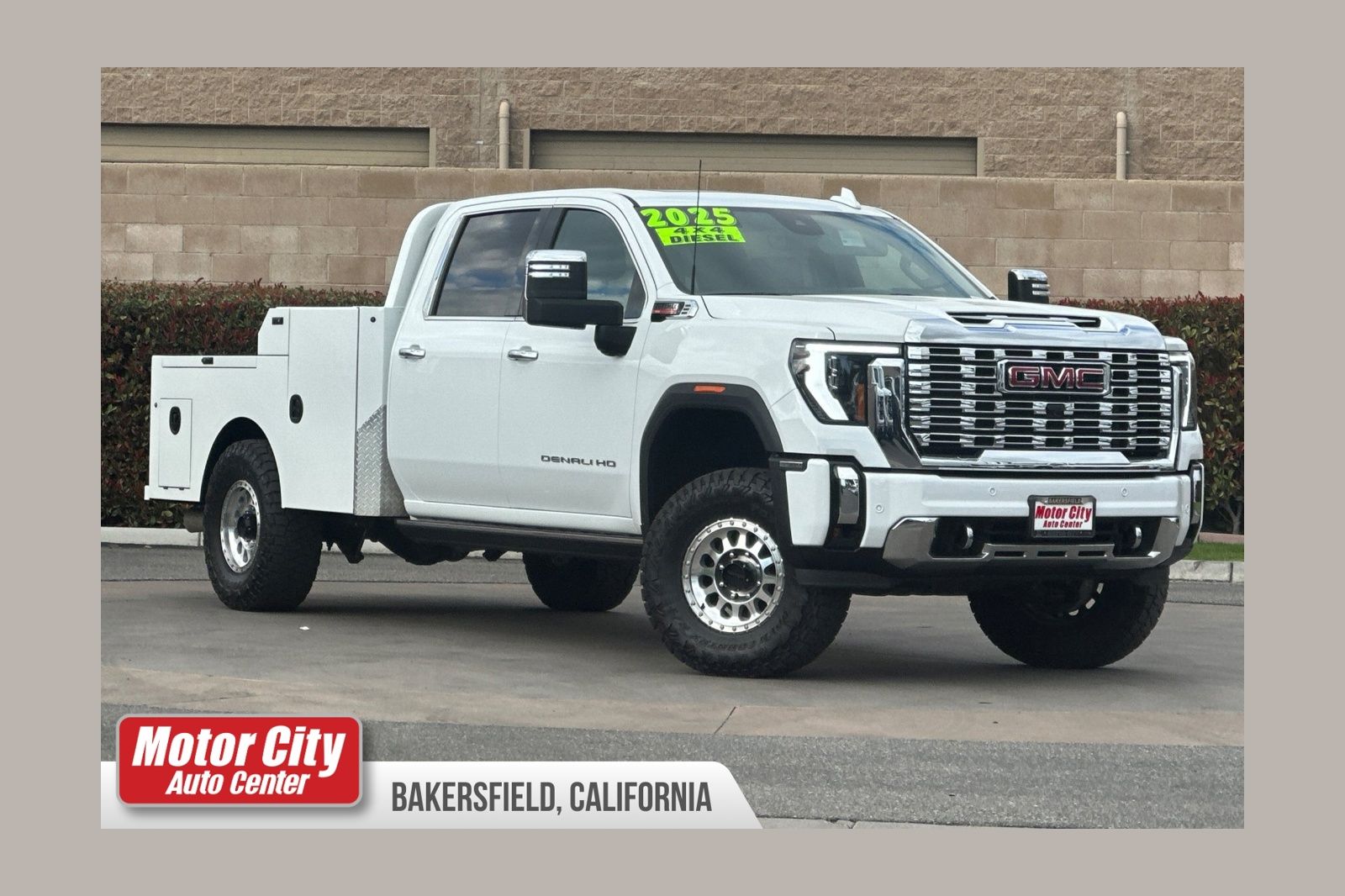2025 GMC Sierra 3500HD Denali Crew Cab 4WD