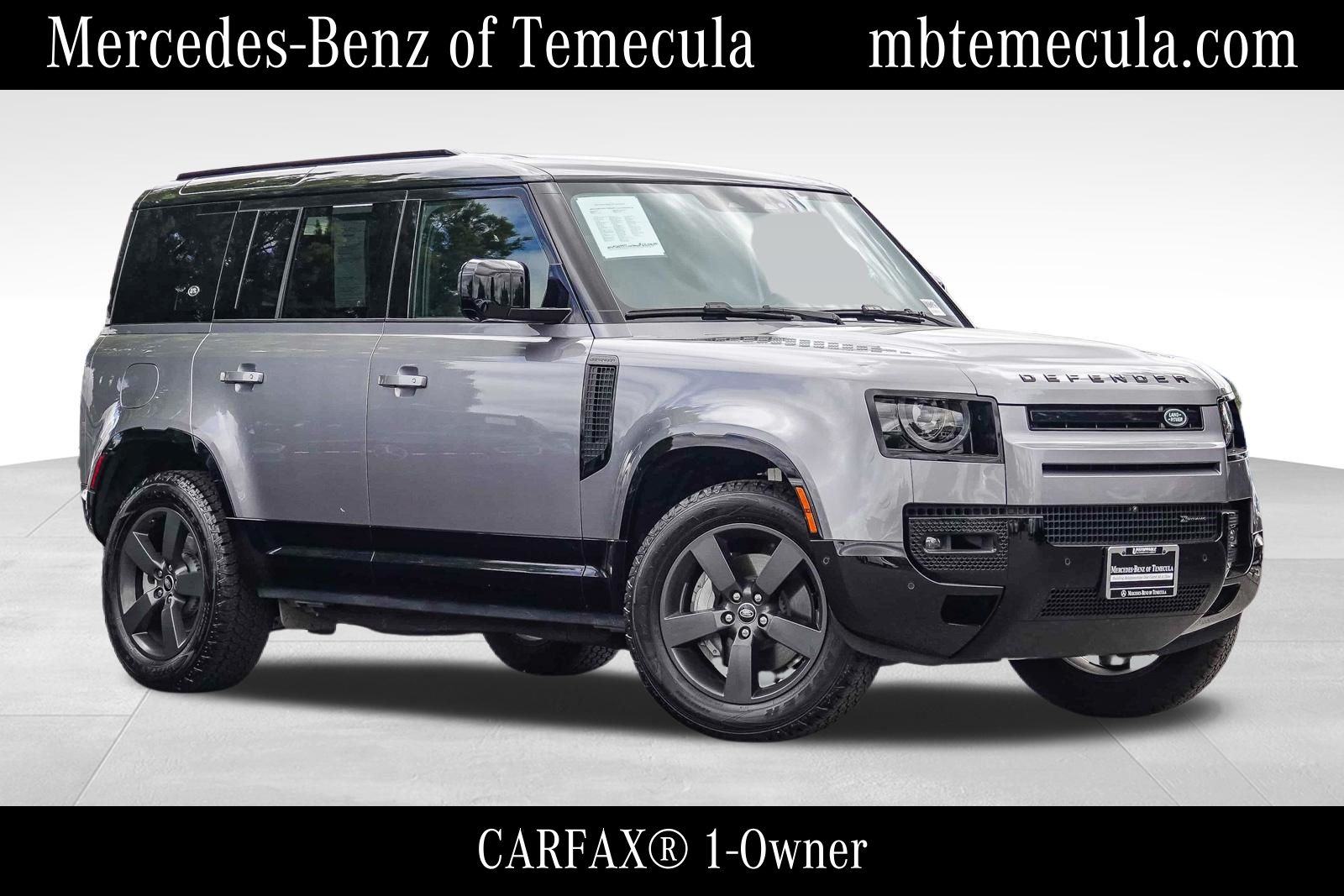 2023 Land Rover Defender X-Dynamic SE's photo