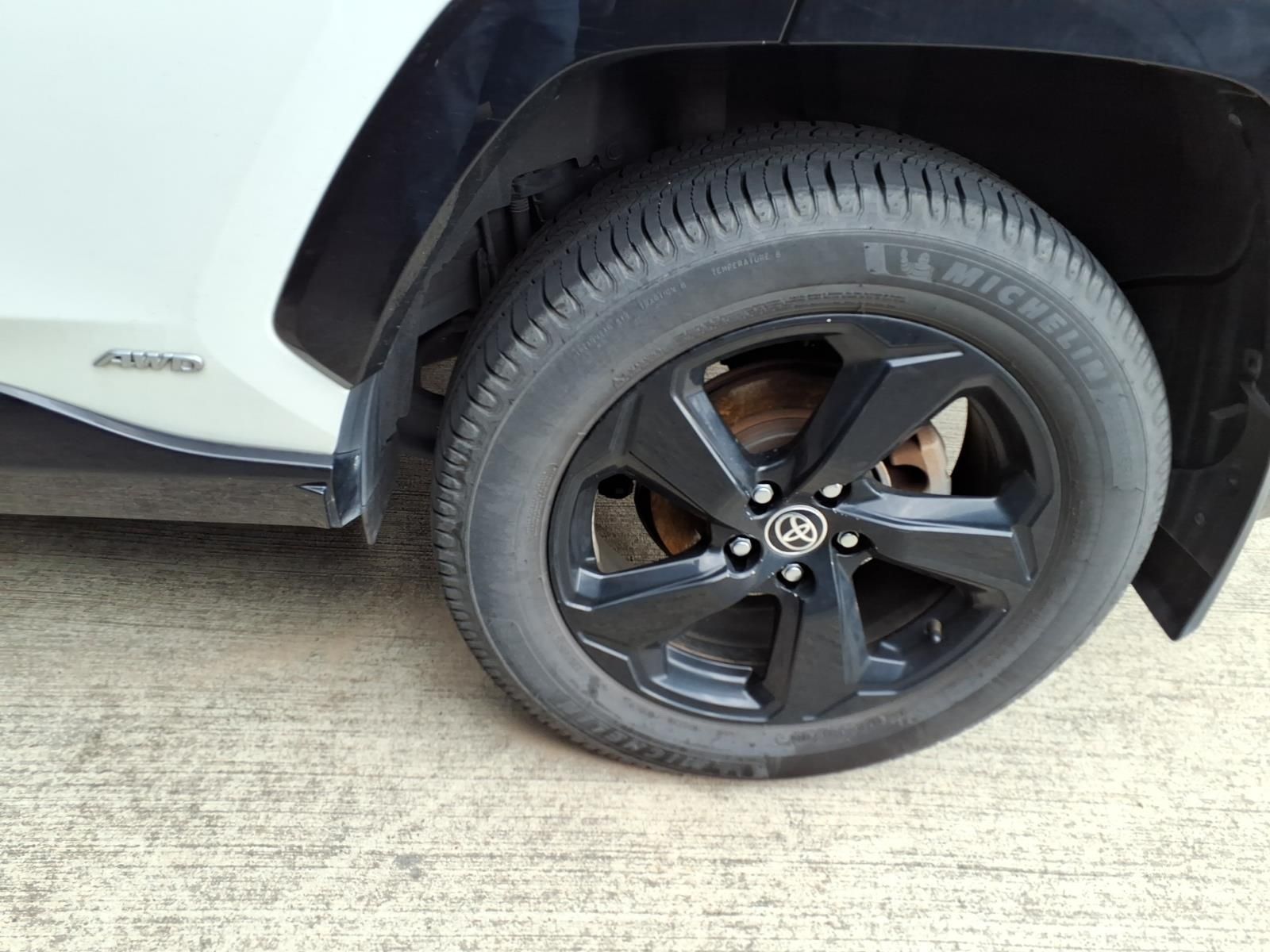 2021 Toyota RAV4 Hybrid XSE White at North Houston Mitsubishi