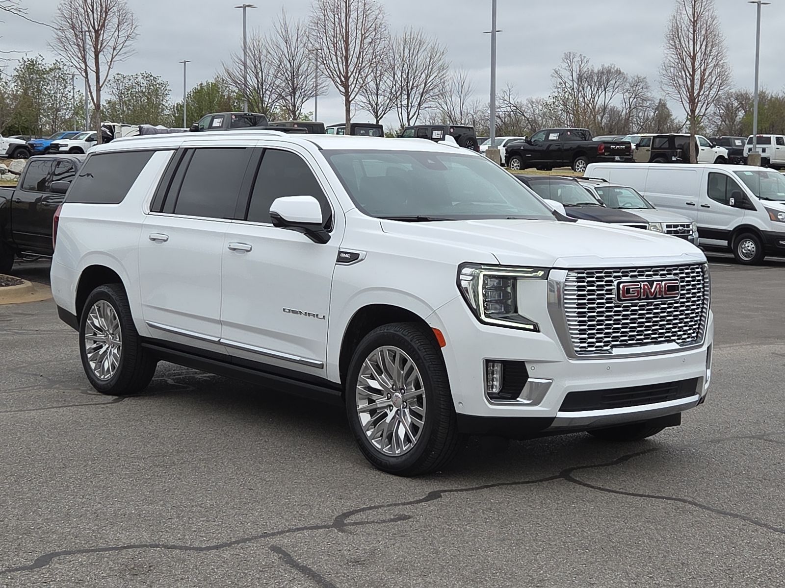 2023 GMC Yukon XL Denali 4WD
