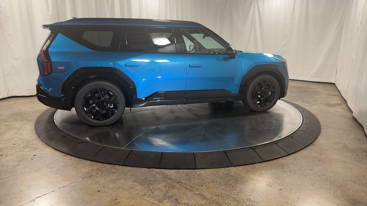 2026 Kia EV9 Land photo 8