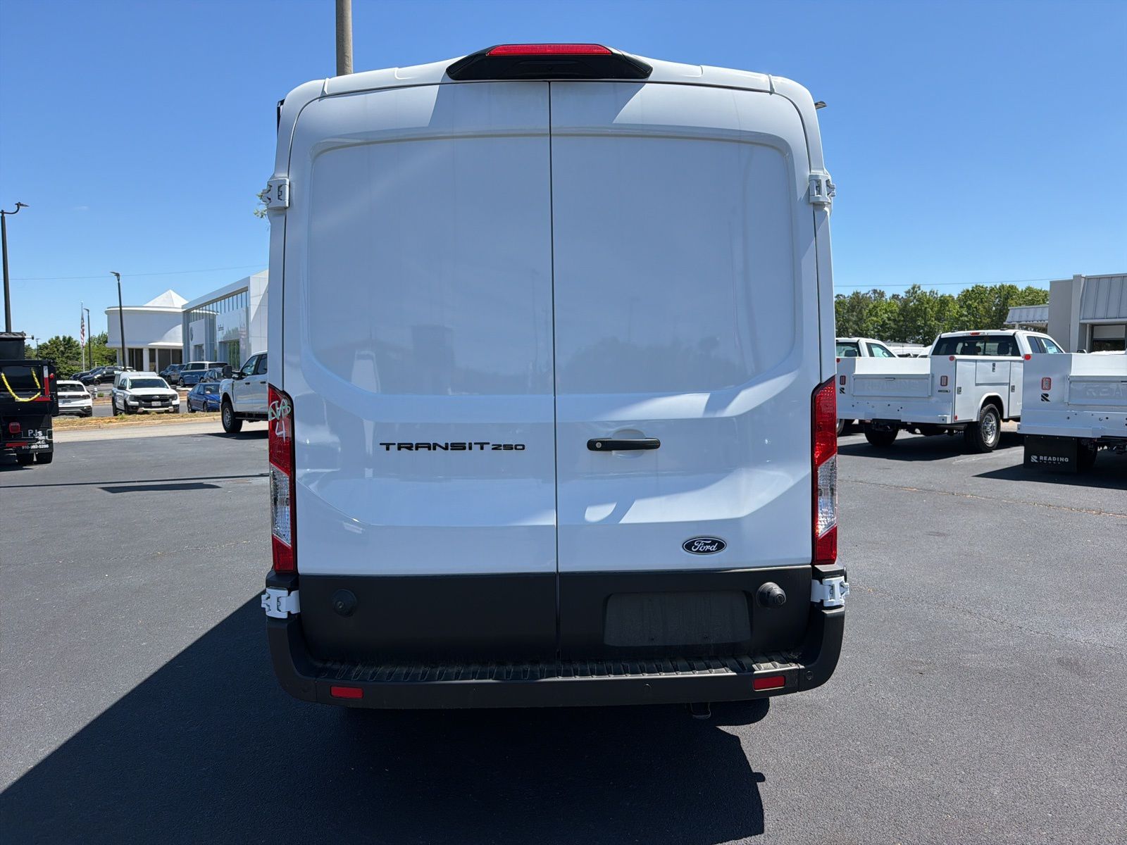 New 2026 Oxford White Ford Base image 7