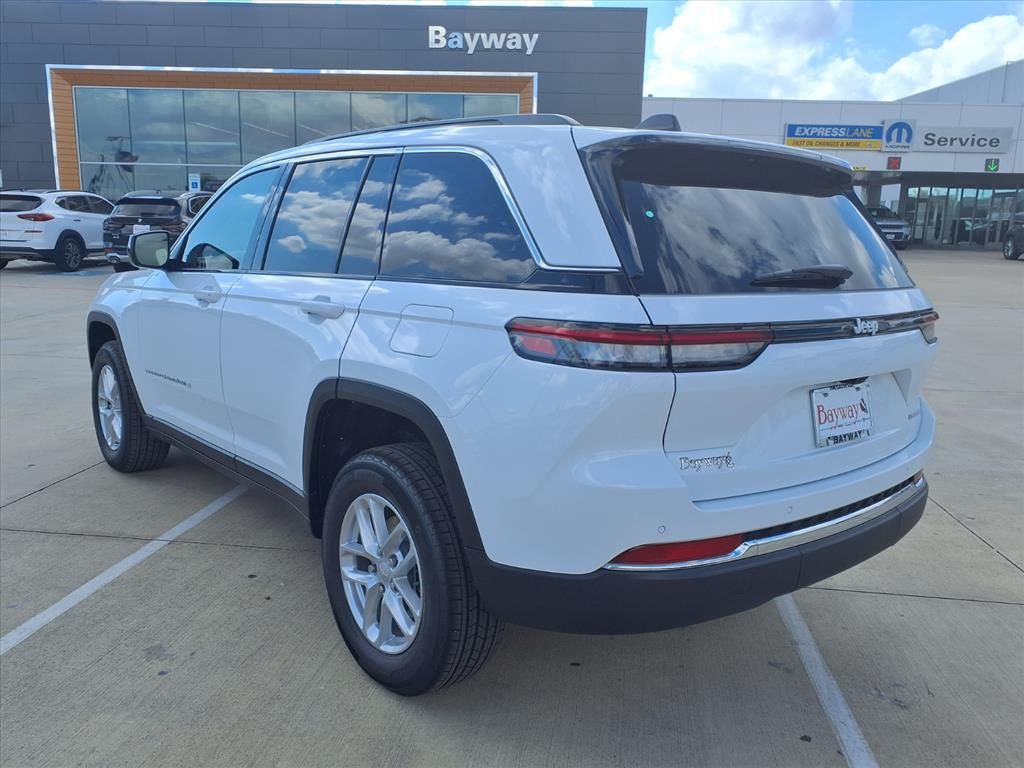 2025 Jeep Grand Cherokee Laredo X - 4