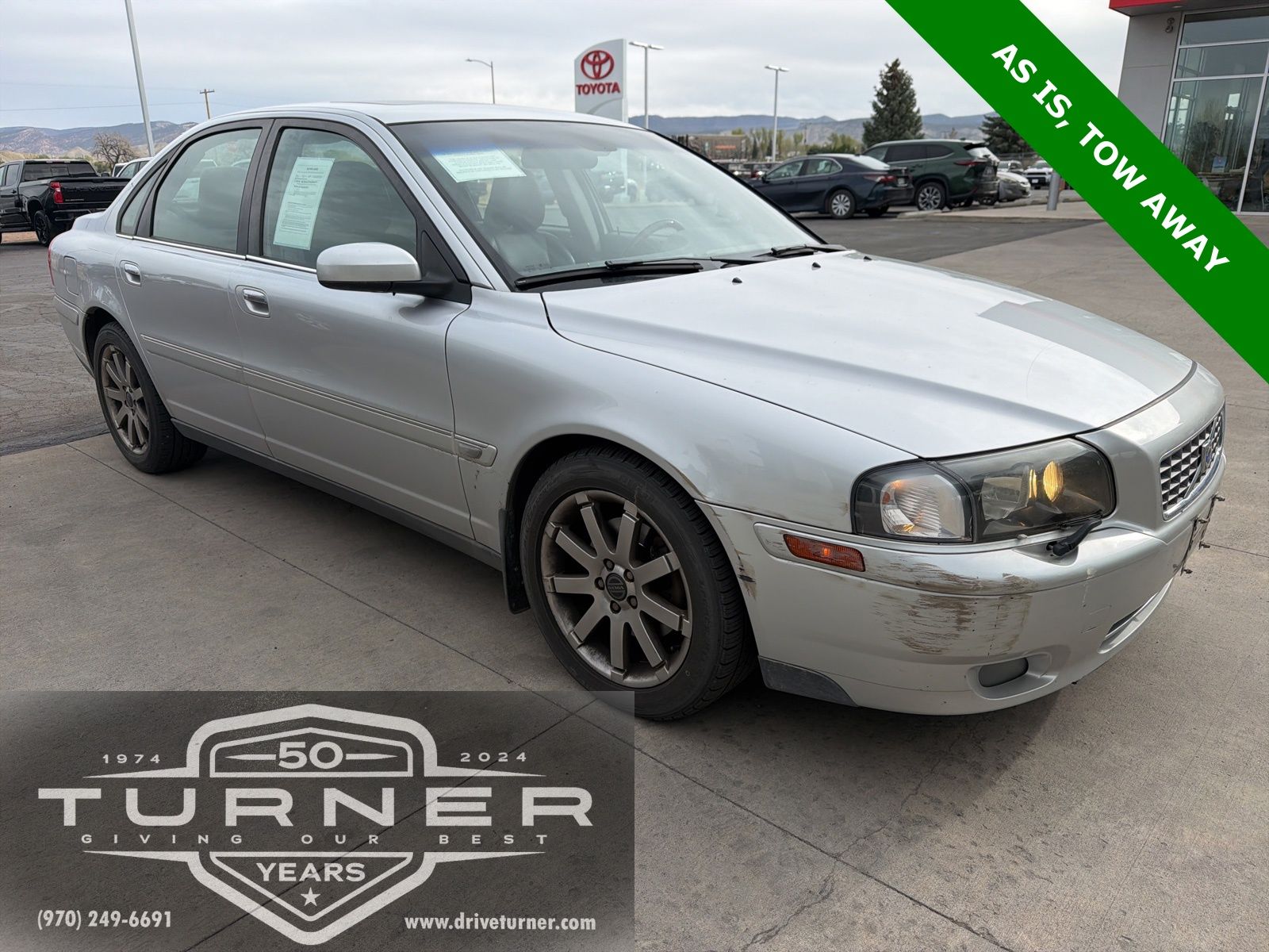 Silver 2005 Volvo S80 T6 Sedan Front-Wheel Drive 4-Speed Automatic