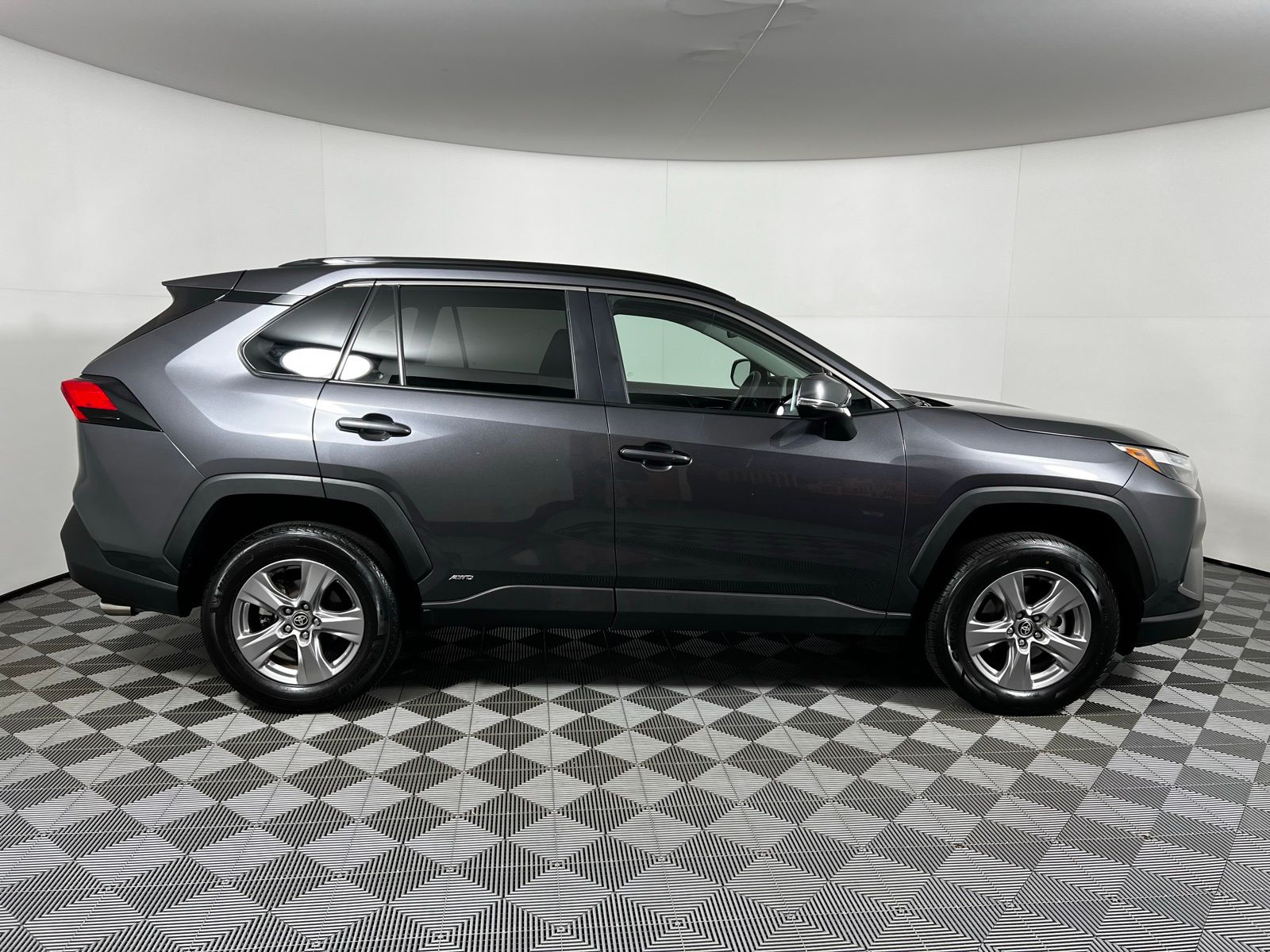 Thumbnail: 2025 Toyota RAV4 - 4