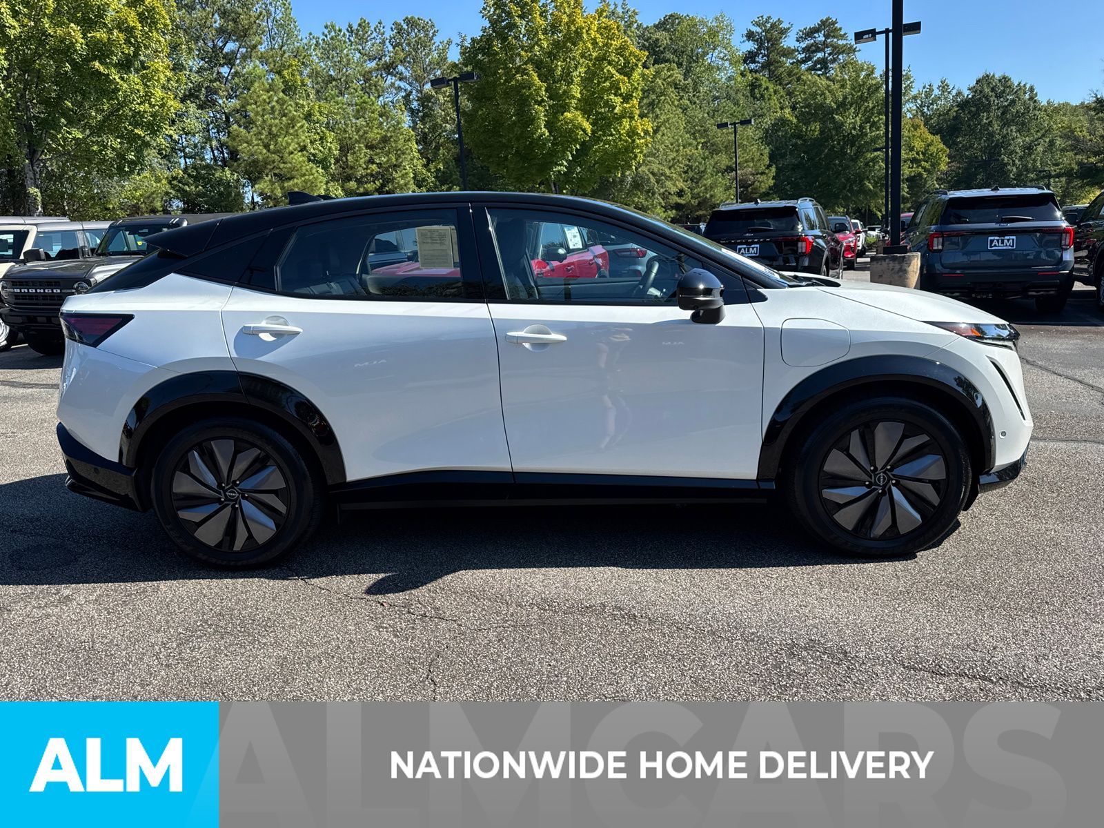 2024 Nissan ARIYA Platinum e-4ORCE photo 4