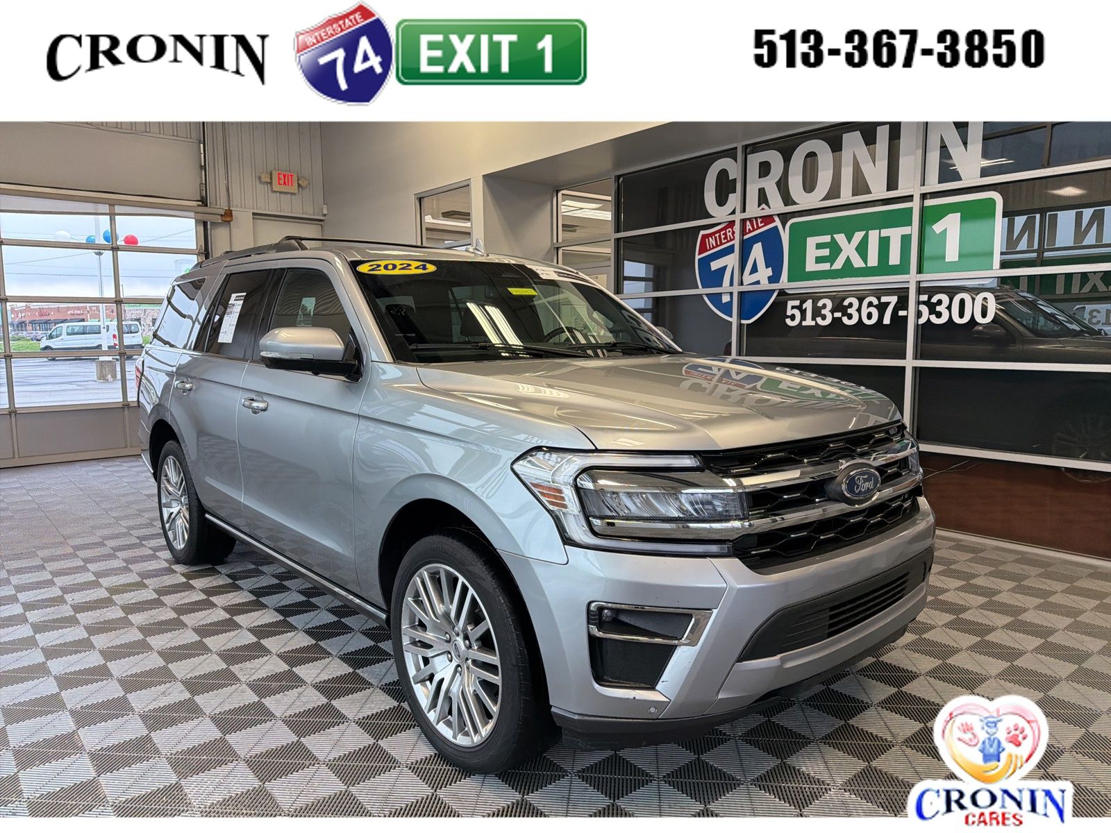 Iconic Silver Metallic 2024 Ford Expedition SUV / Crossover Four-Wheel Drive Automatic