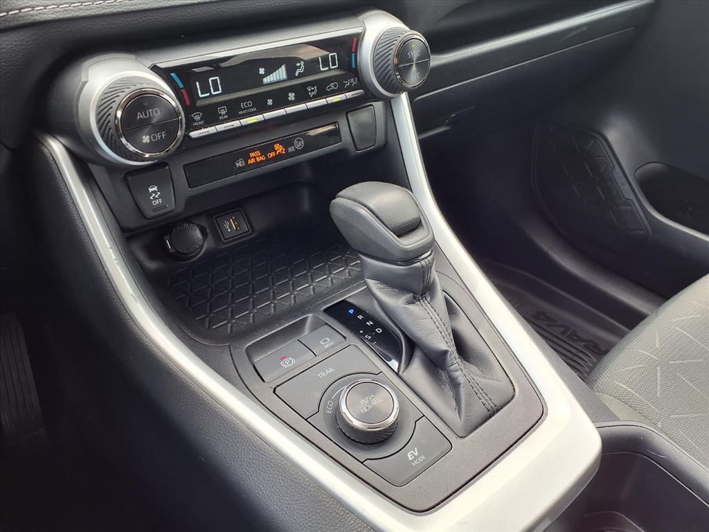 2024 Toyota RAV4 Hybrid XLE  at Gullo Toyota