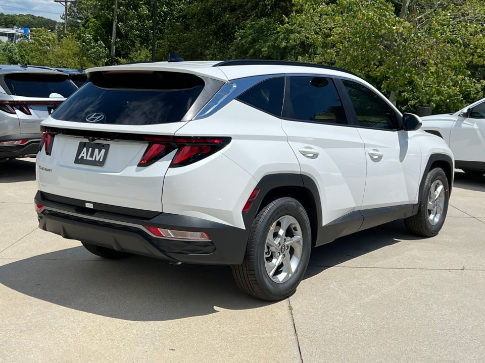 2024 Hyundai Tucson SEL photo 2