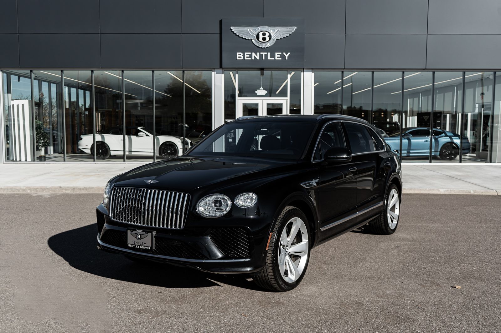 2023 Bentley Bentayga Azure's photo