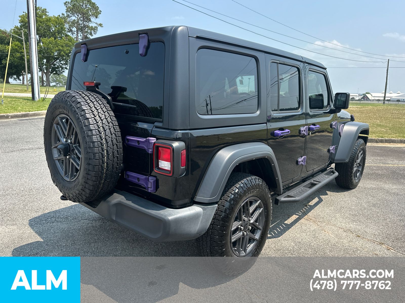 Used 2024 Black Jeep Sport S image 5