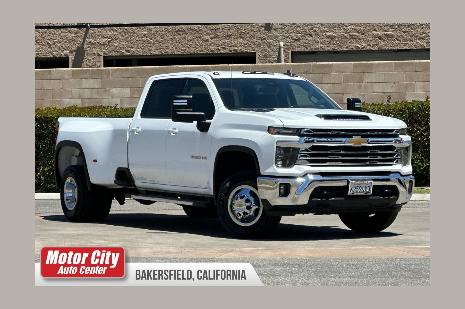 Summit White 2024 Chevrolet Silverado 3500HD LT Crew Cab RWD Pickup Truck 4X2 Automatic