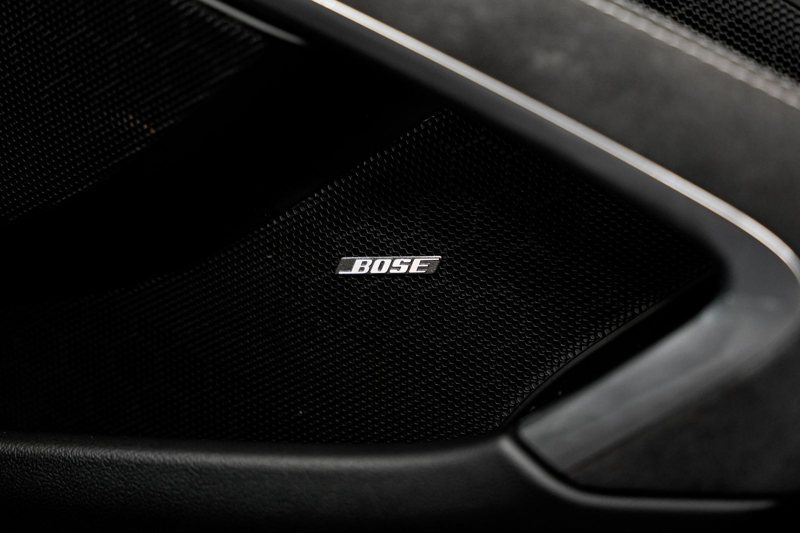 2019 Porsche 911 Targa 4 GTS — photo 18