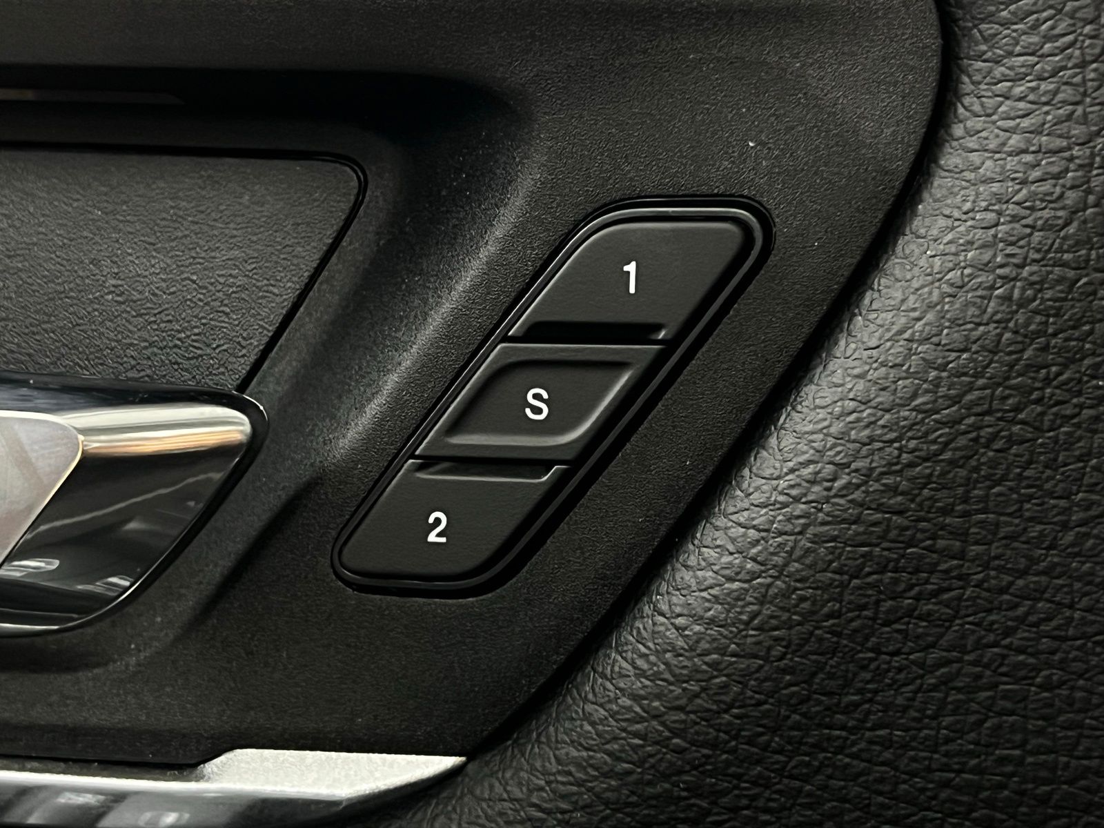 Thumbnail: 2022 RAM 1500 - 14