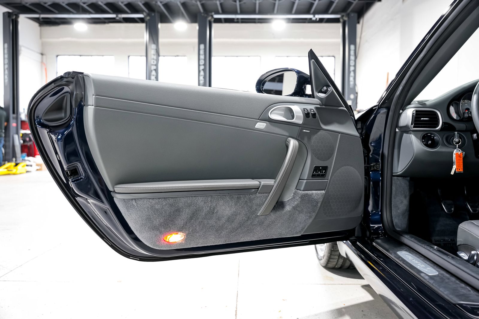 2006 Porsche 911 Carrera S — photo 22