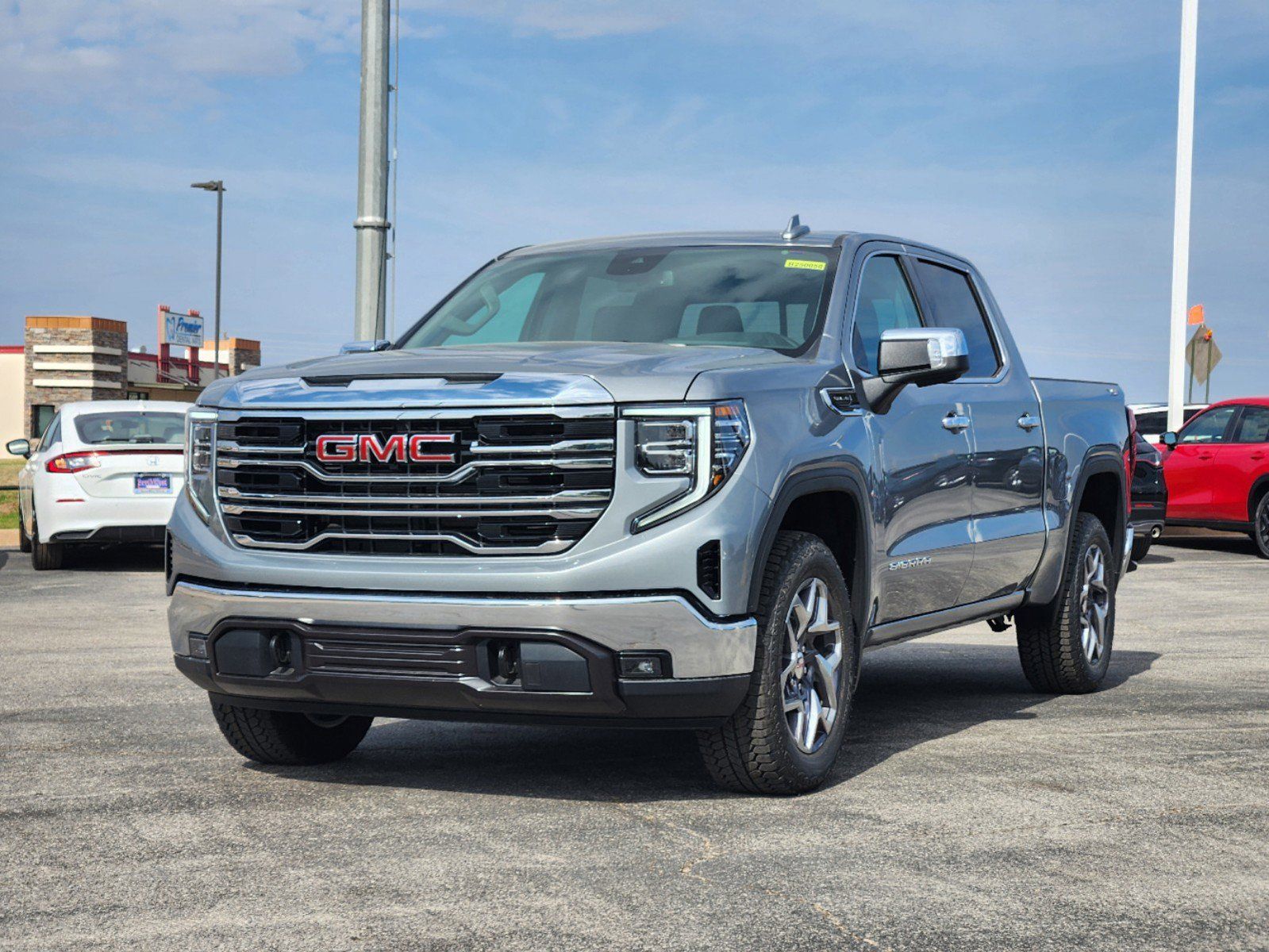 2025 GMC Sierra 1500 SLT 3