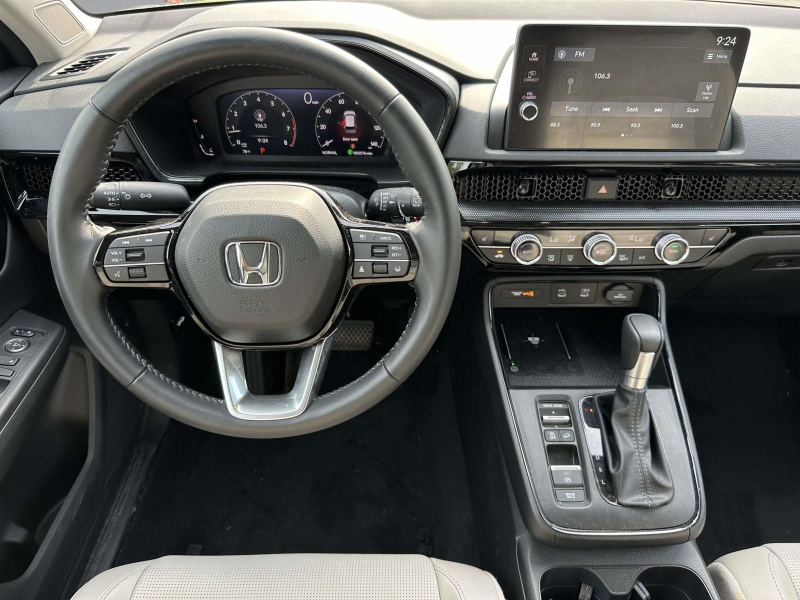 Used 2026 Gray Honda EX-L image 3