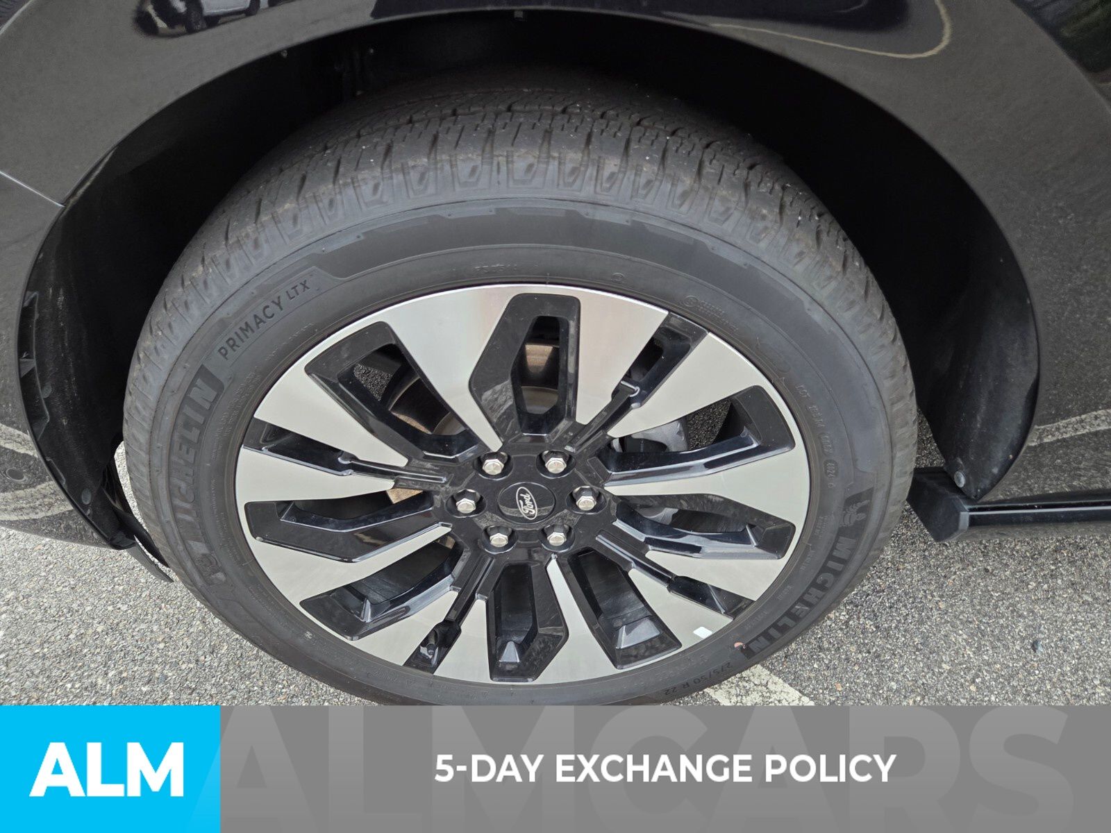 Used 2025 Black Ford Platinum image 4