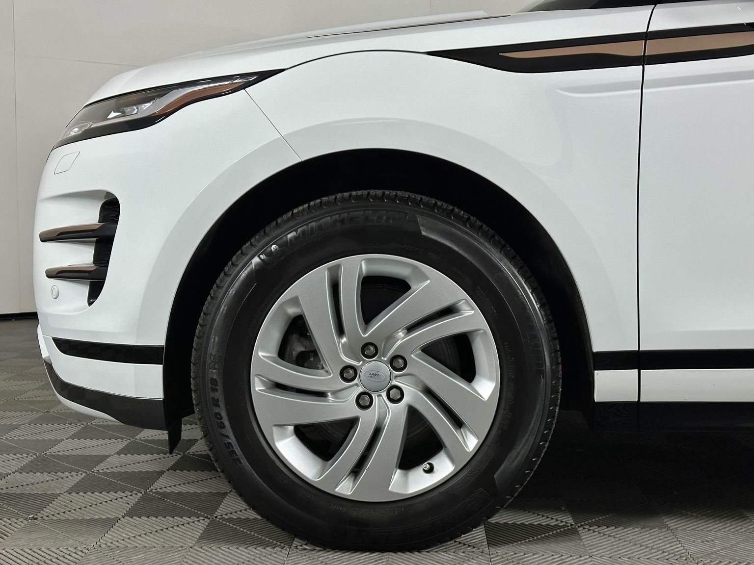 2023 Land Rover Range Rover Evoque S - Photo 8