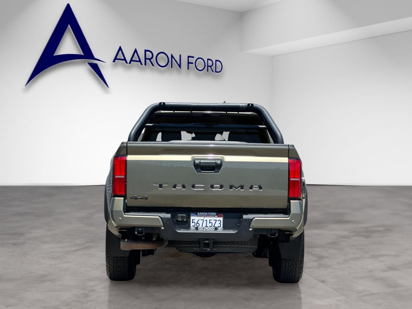 View vehicle photo 5