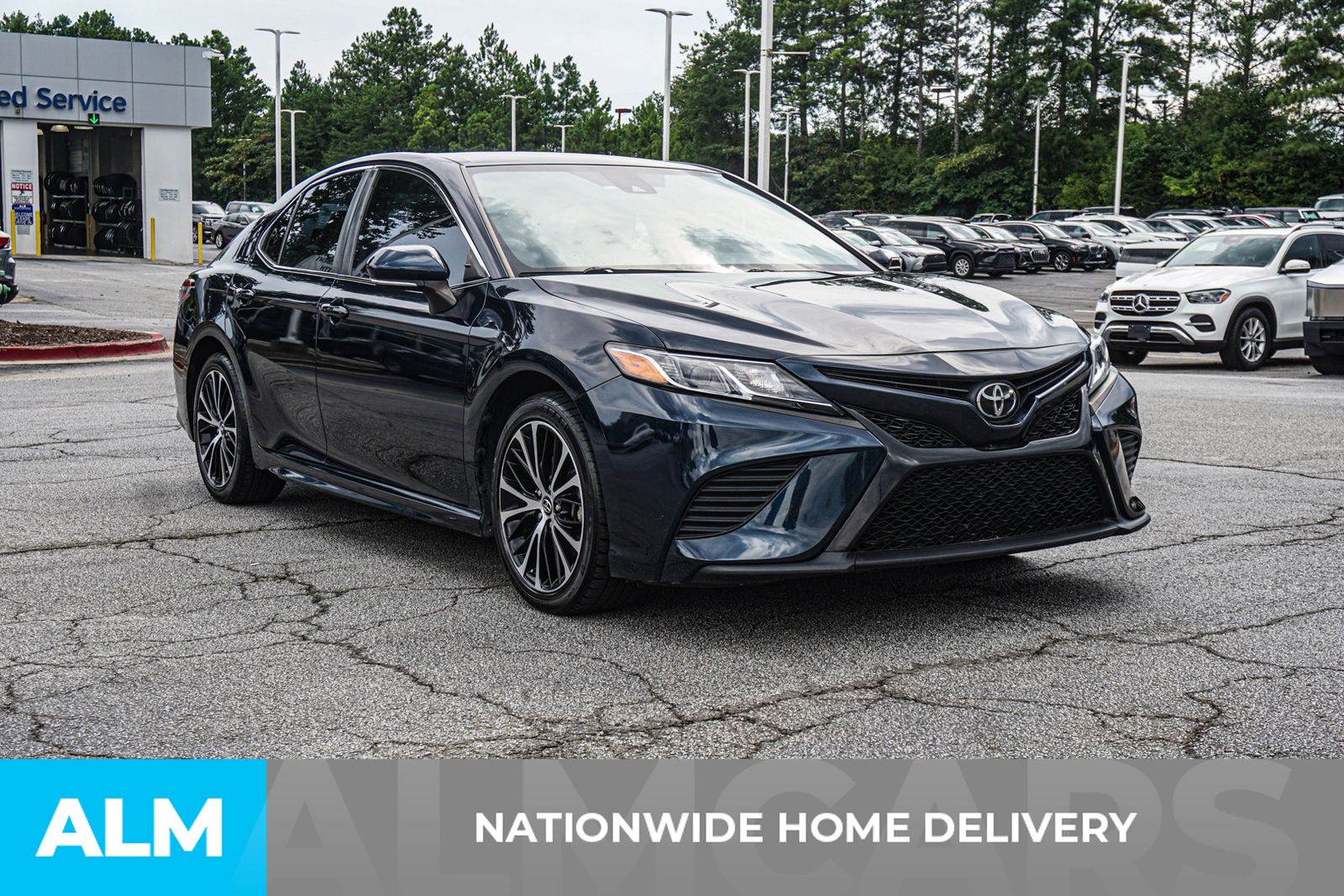 Used 2019 Blue Toyota SE image 5
