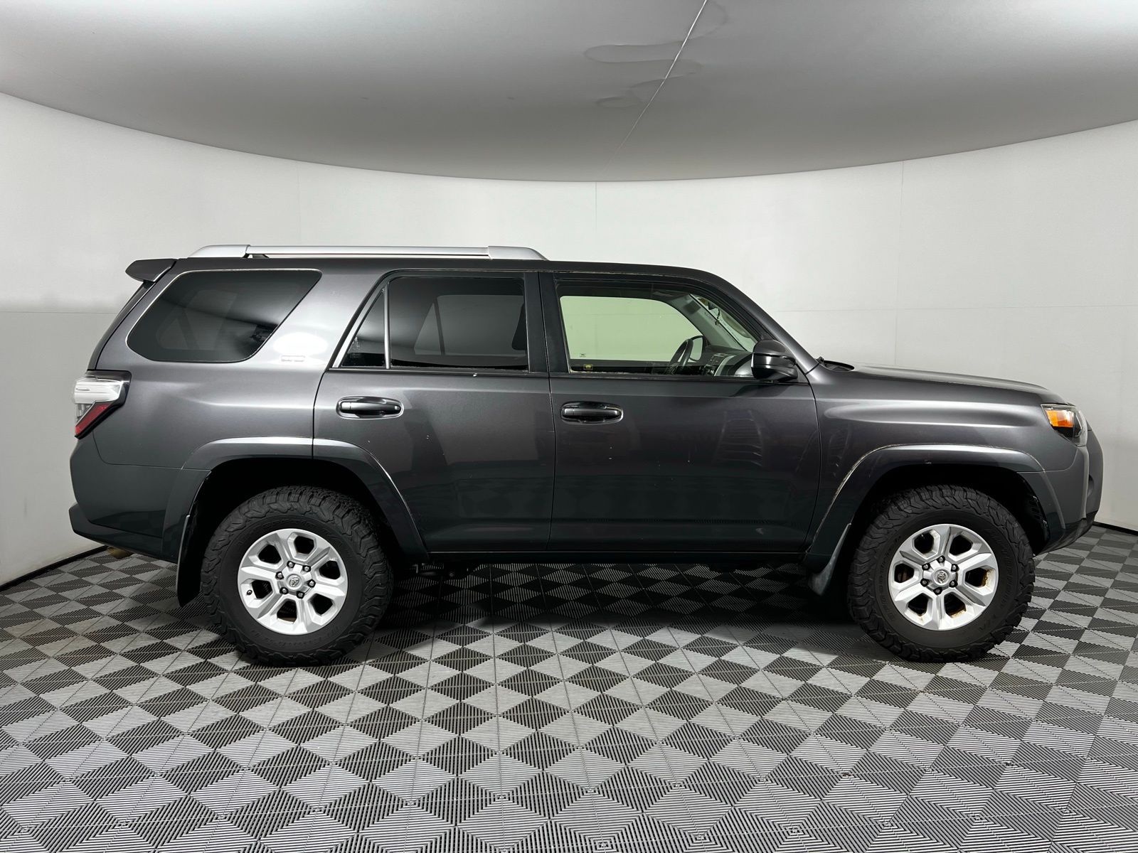 2015 Toyota 4Runner SR5 4