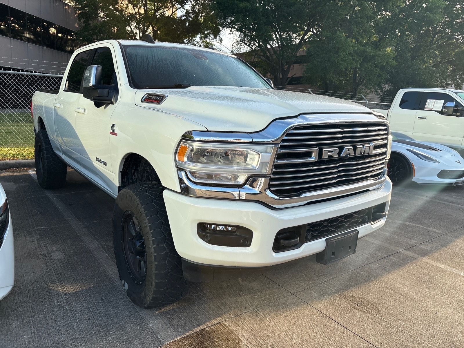Pearl White 2023 RAM 2500 Laramie Crew Cab 4WD Pickup Truck Four-Wheel Drive 6-Speed Automatic