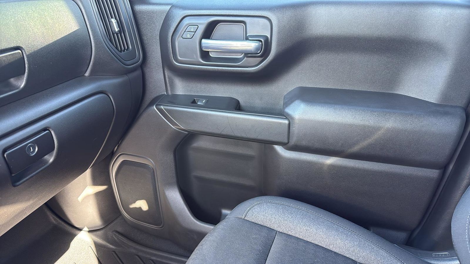 Used Car 2025 Chevrolet Silverado 1500  Custom For Sale Under $40,000 In Austin, Texas