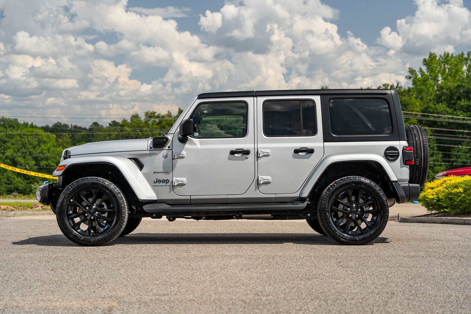 Used 2023 Jeep Wrangler SUV