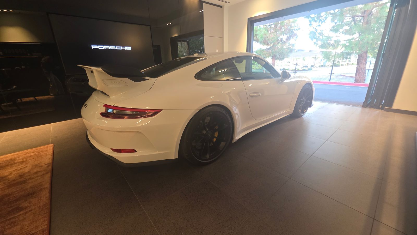 2018 Porsche 911 GT3 — foto completa 5 de 11