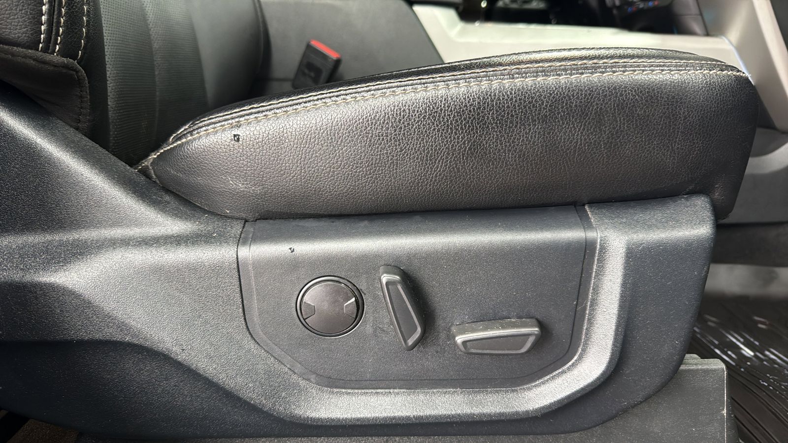 Used Car 2021 Ford F-350sd  Lariat For Sale Under $70,000 In Austin, Texas