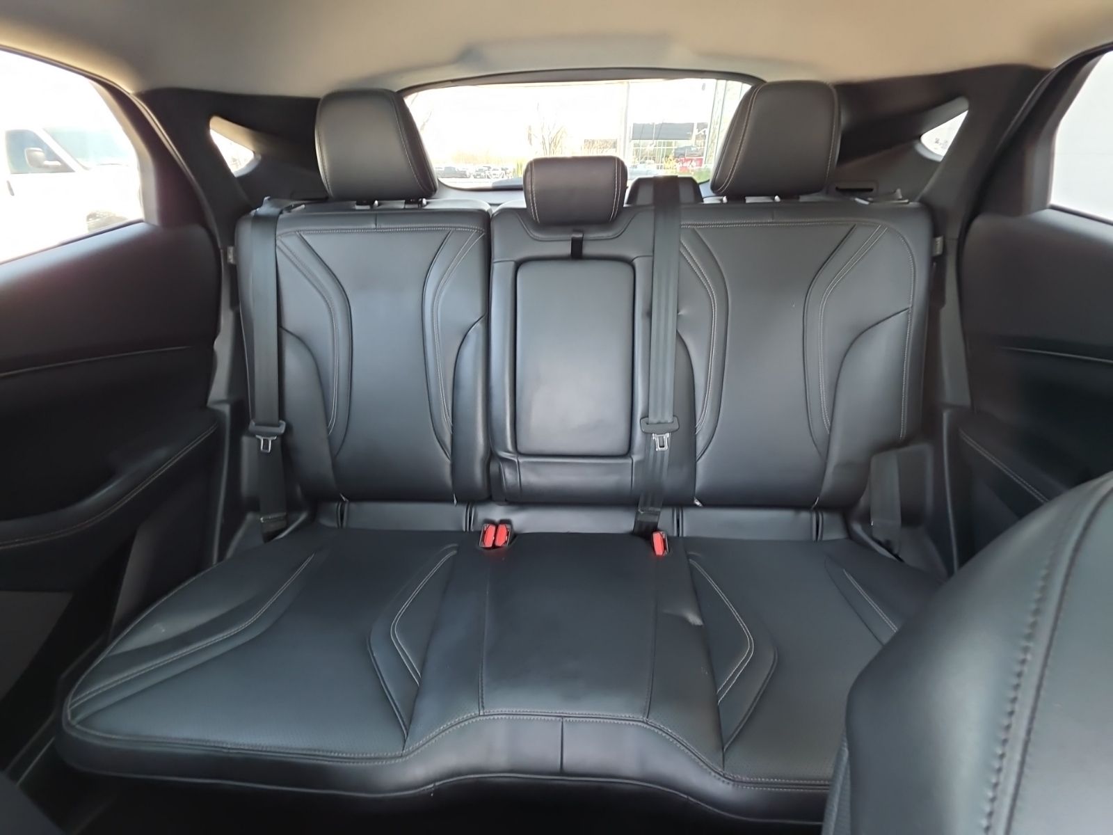 Used 2023 Orange Ford Premium image 35