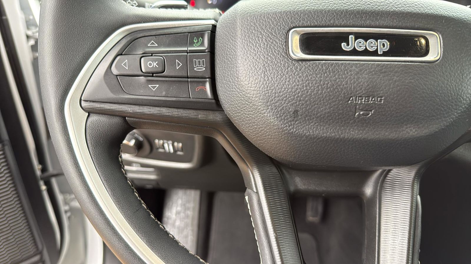 Used Car 2024 Jeep Grand Cherokee L  Altitude X For Sale Under $35,000 In Austin, Texas