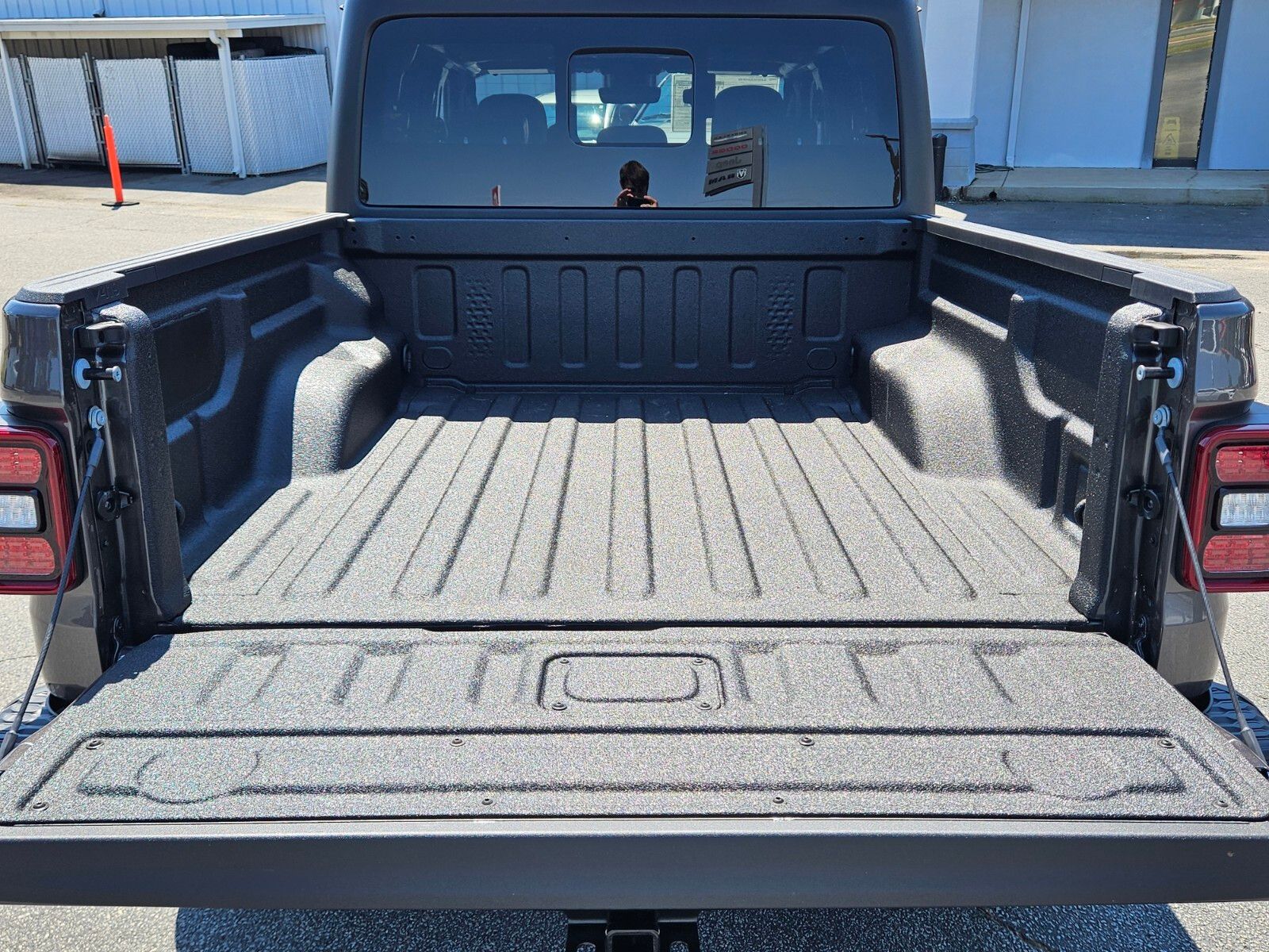 2025 Jeep Gladiator Rubicon photo 8