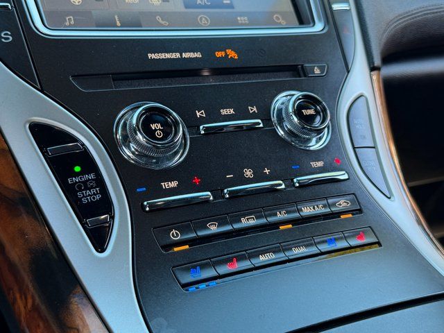 Used 2020 Magnetic Gray Lincoln Reserve image 21