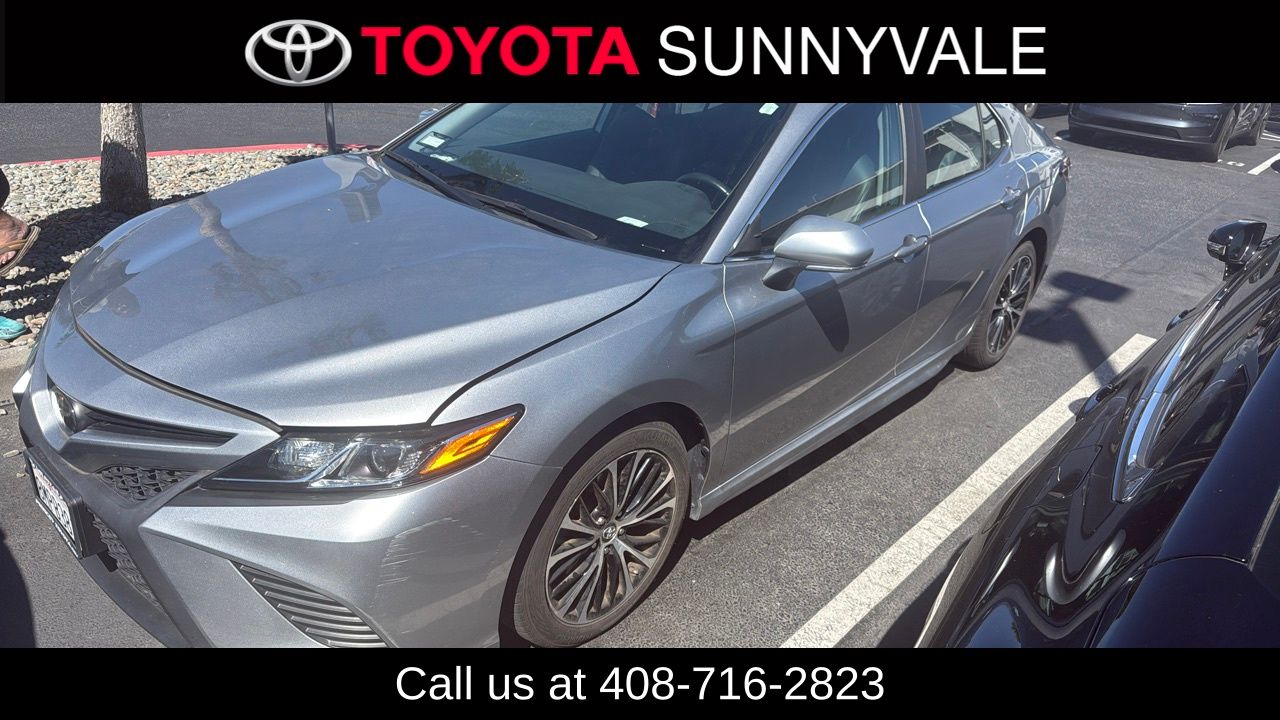 Celestial Silver Metallic 2019 Toyota Camry Sedan Front-Wheel Drive 8-Speed Automatic