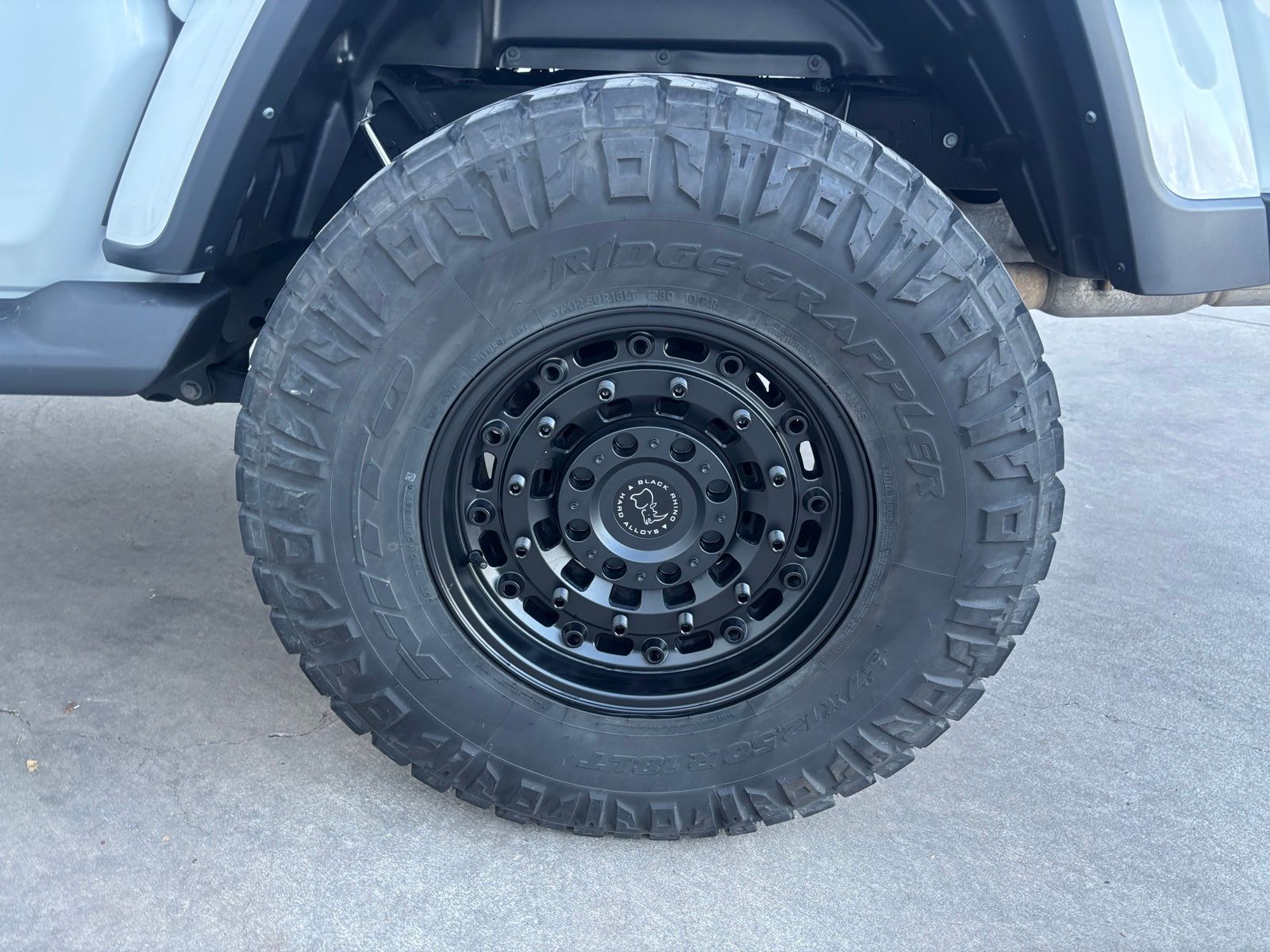 Used Car 2022 Jeep Gladiator  Overland For Sale Under $35,000 In Austin, Texas