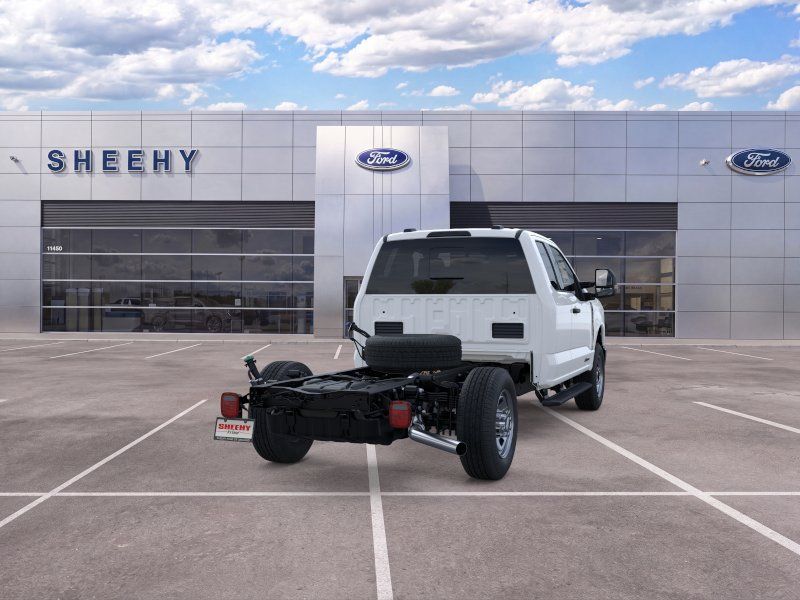 New 2026 Oxford White Ford XL image 8