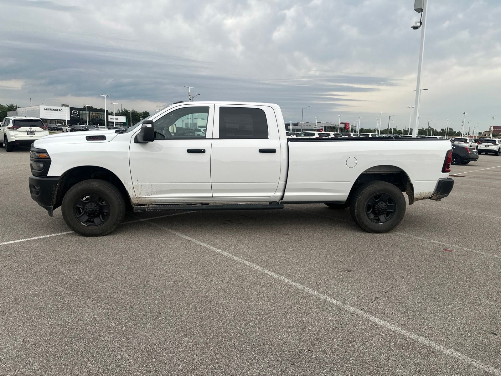Bright White Clearcoat 2025 RAM 3500 Pickup Truck Four-Wheel Drive 8-Speed Automatic