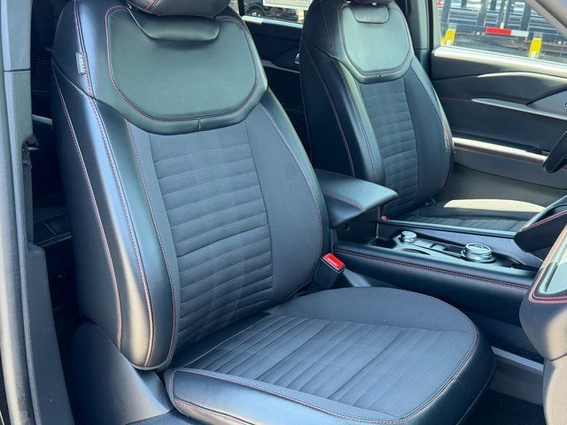 Certified Used 2025 Agate Black Metallic Ford ST-Line image 35