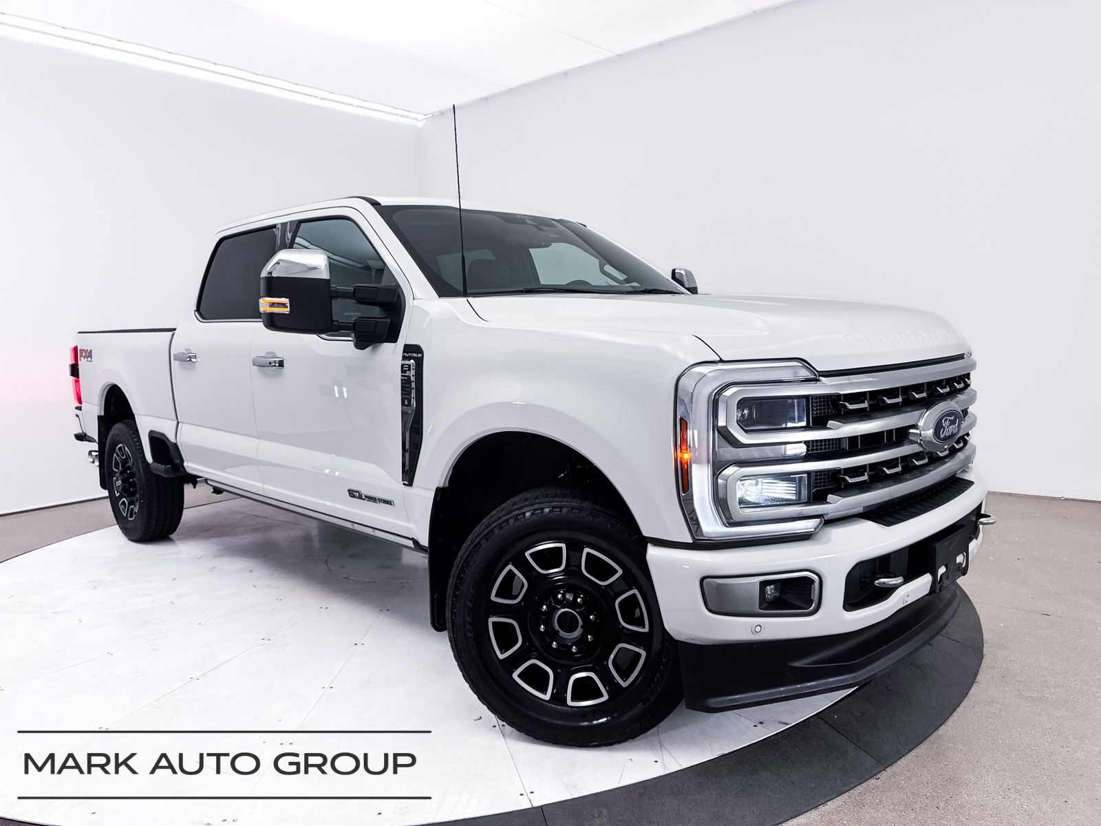 2024 Ford F-350SD Platinum