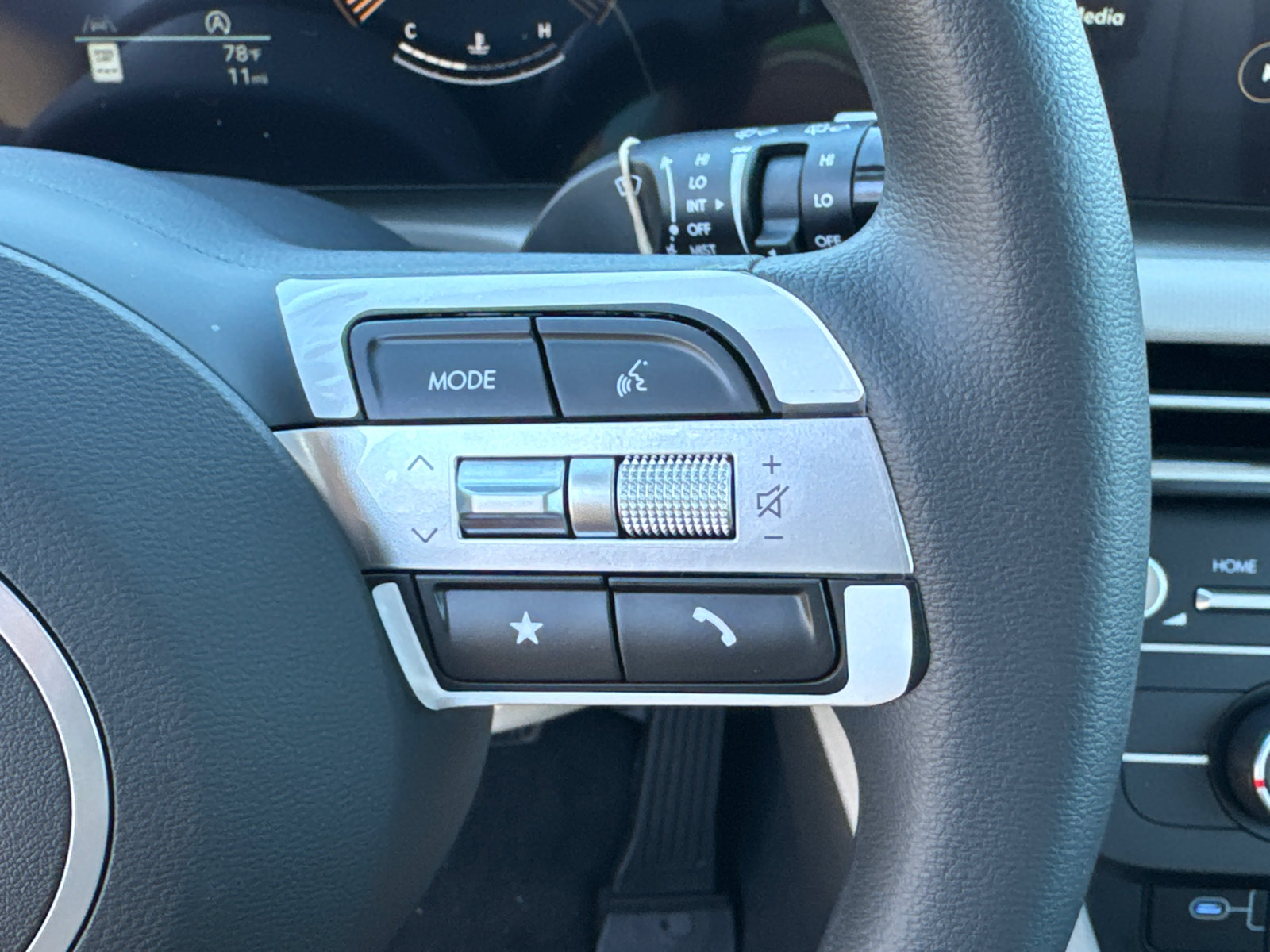 New 2026 Gray Hyundai SE image 27