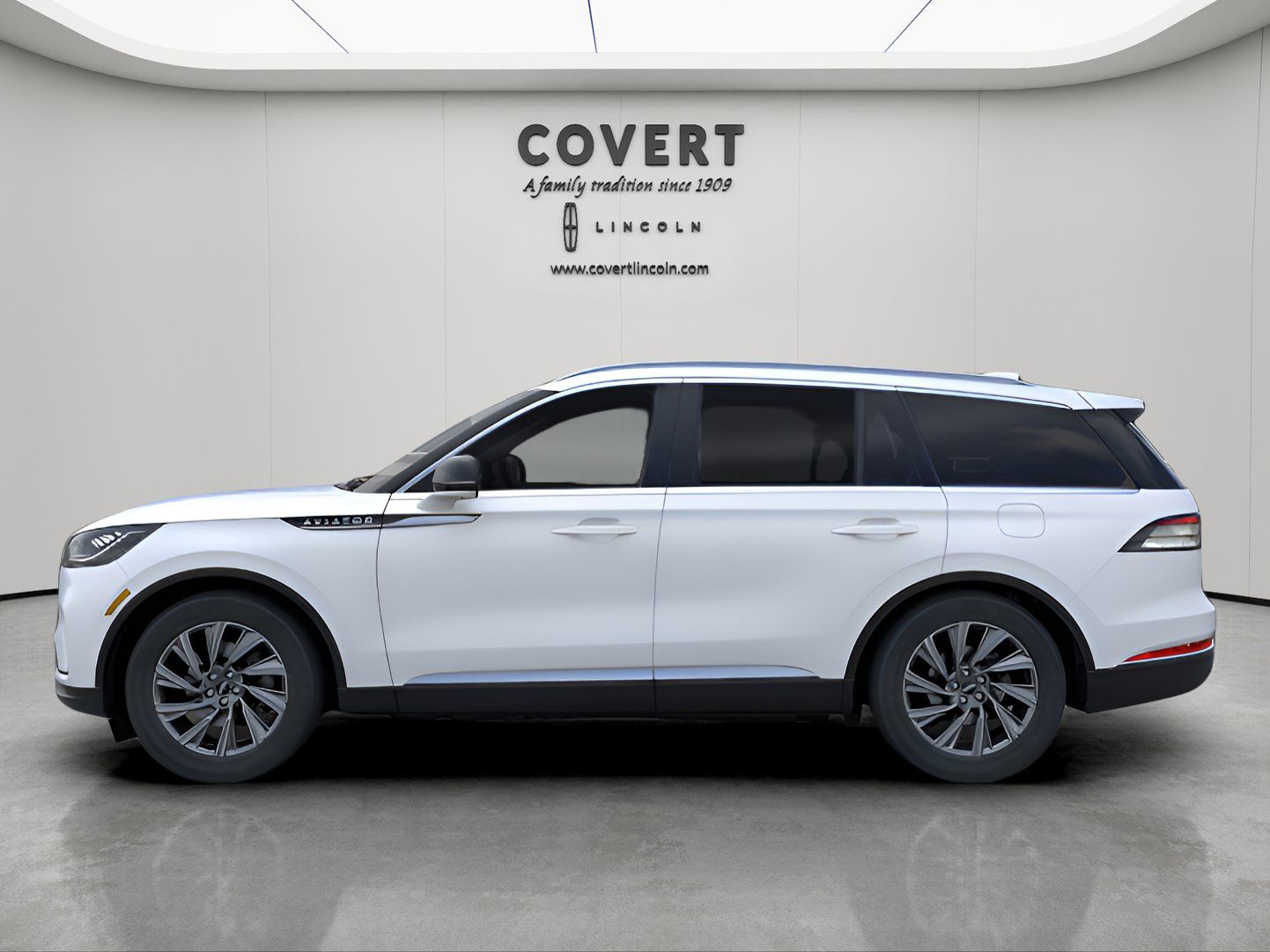 New 2026 White Lincoln Premiere image 3