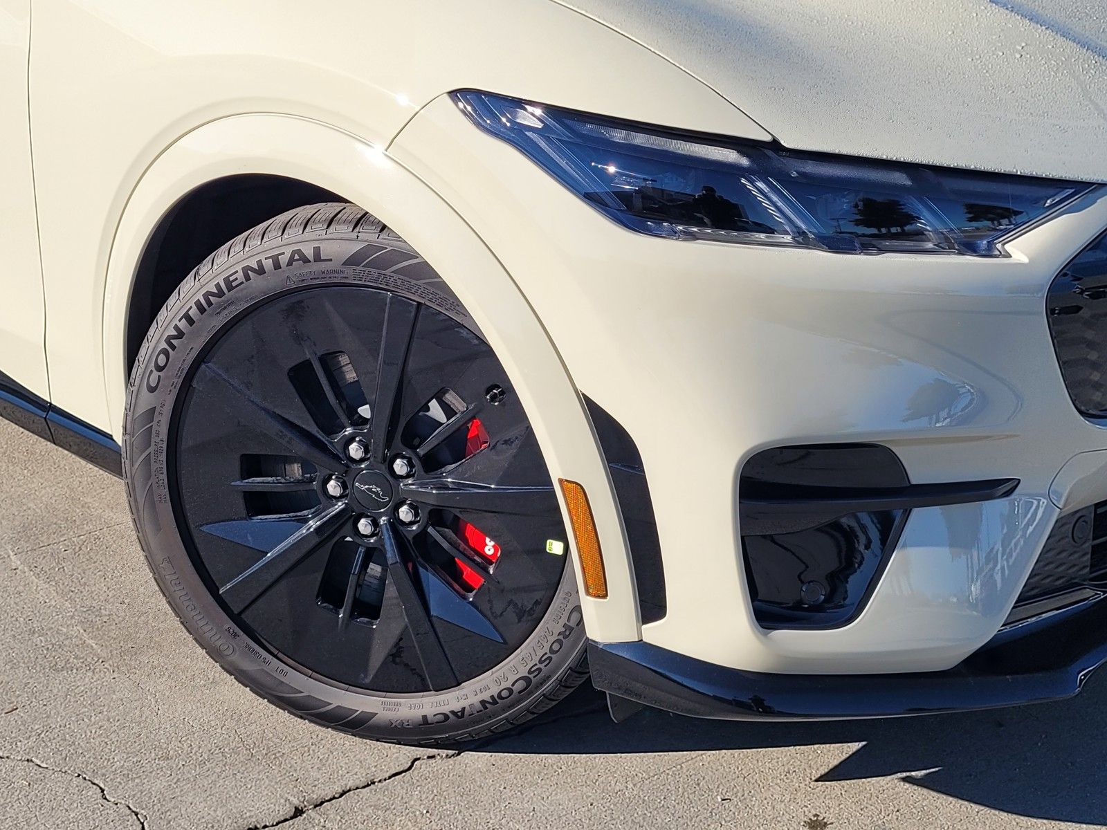 New 2025 Beige Ford GT image 6