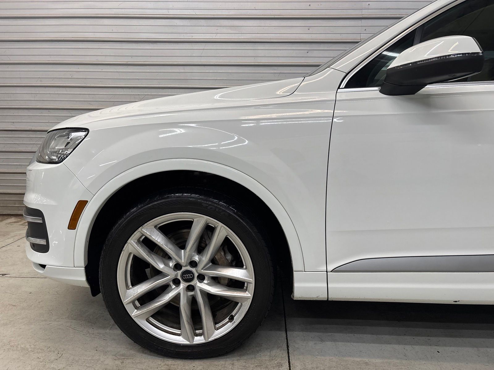 Photo 4 of 2017 Audi Q7 3.0T Prestige