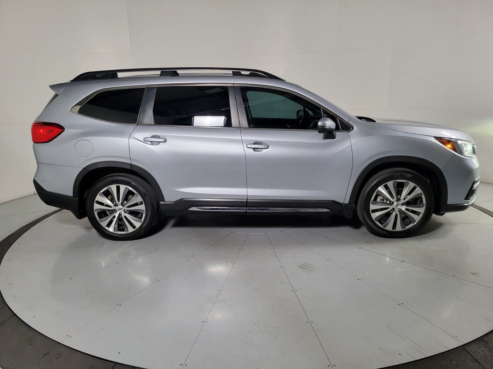 2022 Subaru Ascent Limited 3