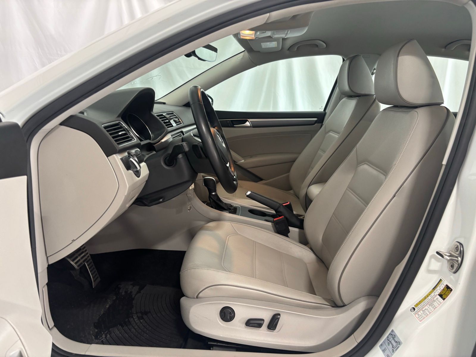 Used Car 2018 Volkswagen Passat  For Sale Under $15,000 In Austin, Texas