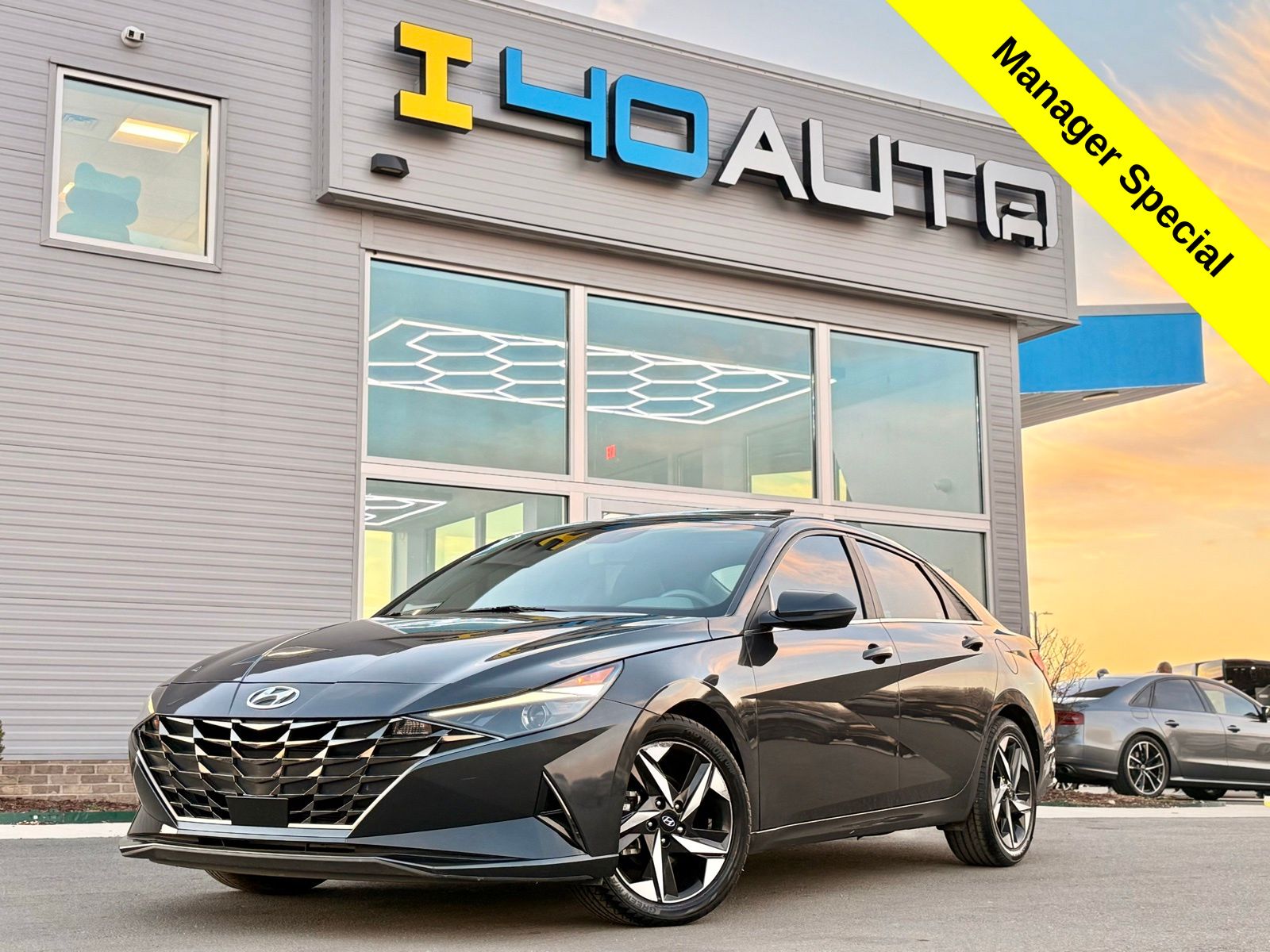 2022 Hyundai Elantra SEL FWD